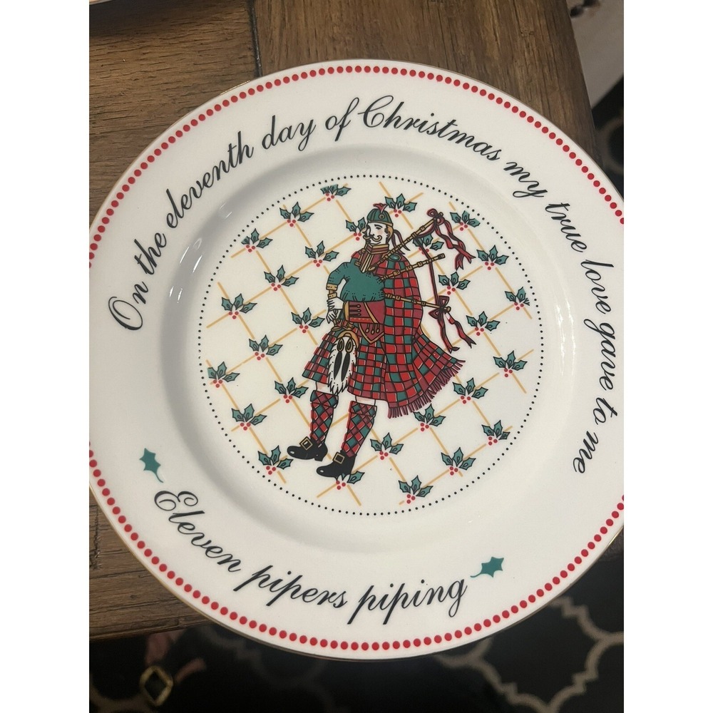 Domestications 12‎ Days of Christmas 8" Plate  11th DAY